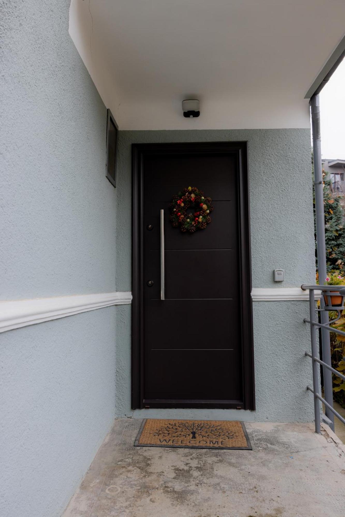 Homey Luxury- Entire House, Free Parking, Yard Cluj-Napoca Exterior foto